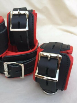 GENUINE COW LEATHER 7 PIECE HEAVY DUTY PADDED BONDAGE RESTRAINT SET IN RED